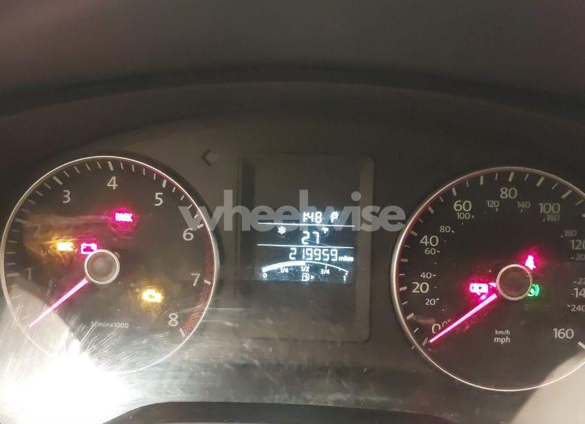 Photo 7 of 2013 Volkswagen Jetta 2.5L SE (VIN 3VWDP7AJ4DM201820)