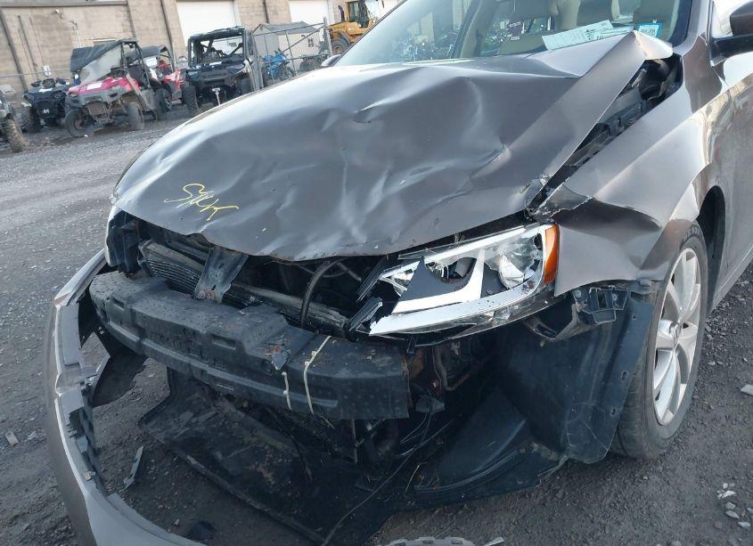 Photo 6 of 2013 Volkswagen Jetta SE W/CONVENIENCE (VIN 3VWDP7AJ4DM288280)