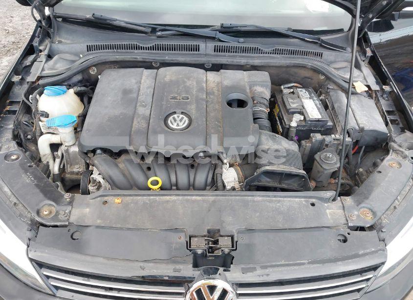 Photo 10 of 2013 Volkswagen Jetta 2.5L SE (VIN 3VWDP7AJ4DM352849)