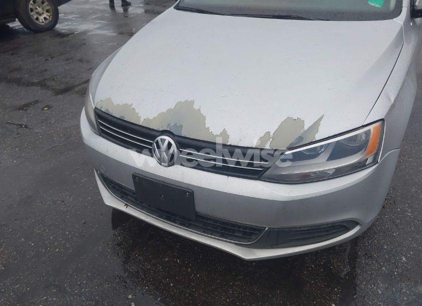 Photo 12 of 2013 Volkswagen Jetta 2.5L SE (VIN 3VWDP7AJ4DM360725)