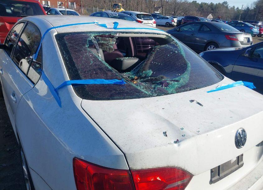 Photo 6 of 2013 Volkswagen Jetta 2.5L SE (VIN 3VWDP7AJ4DM416811)