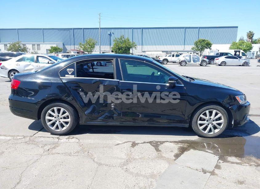 Photo 13 of 2013 Volkswagen Jetta 2.5L SE (VIN 3VWDP7AJ4DM423726)