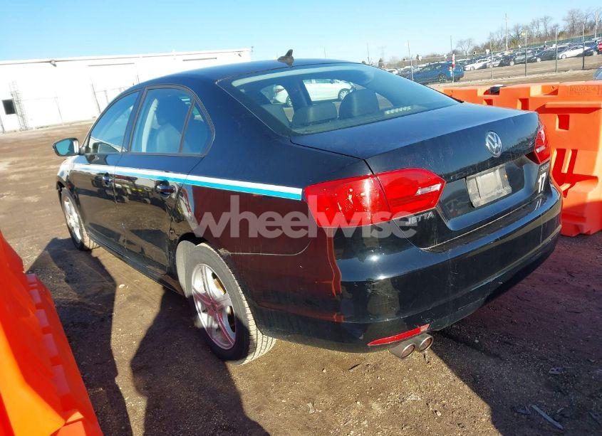 Photo 3 of 2012 Volkswagen Jetta 2.5L SE (VIN 3VWDP7AJ5CM009188)