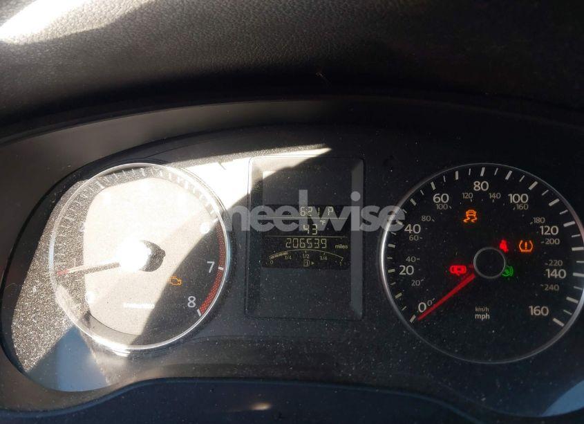 Photo 7 of 2012 Volkswagen Jetta 2.5L SE (VIN 3VWDP7AJ5CM009188)