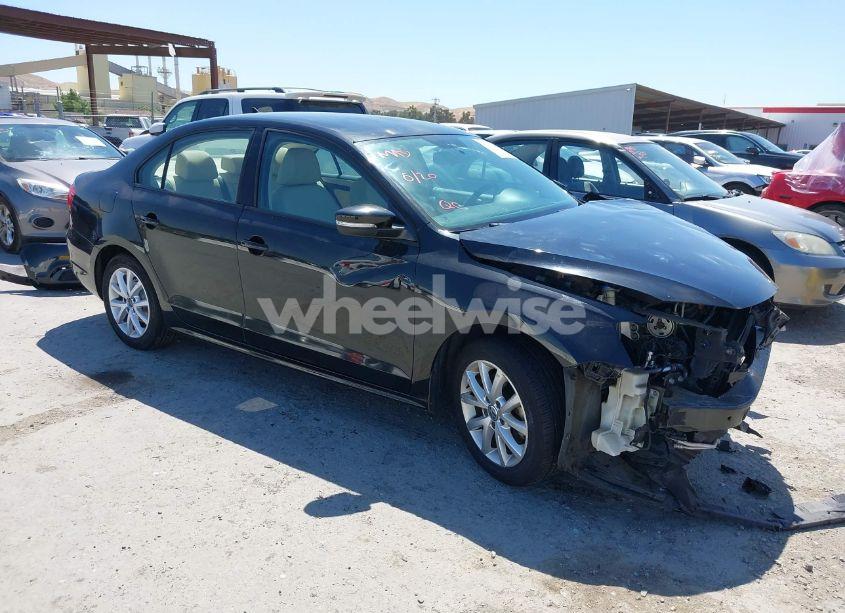 2012 Volkswagen Jetta 2.5L SE (VIN 3VWDP7AJ5CM013435) main photo