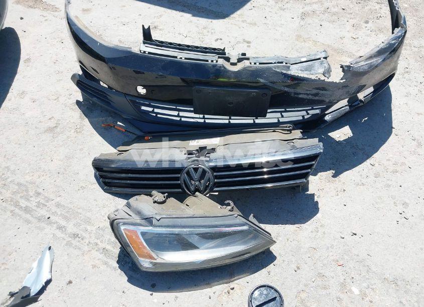 Photo 12 of 2012 Volkswagen Jetta 2.5L SE (VIN 3VWDP7AJ5CM013435)