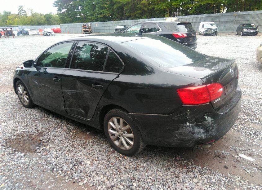 Photo 3 of 2012 Volkswagen Jetta 2.5L SE (VIN 3VWDP7AJ5CM304484)