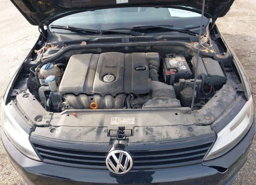 Photo 10 of 2012 Volkswagen Jetta 2.5L SE (VIN 3VWDP7AJ5CM337940)