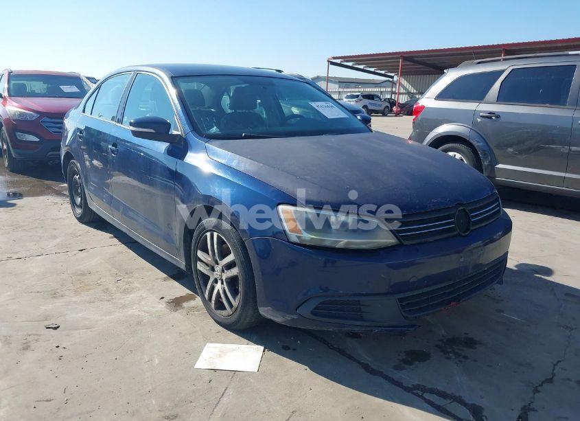 2012 Volkswagen Jetta 2.5L SE (VIN 3VWDP7AJ5CM340319) main photo