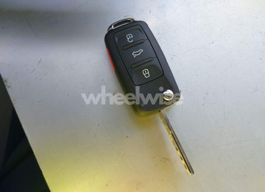 Photo 11 of 2012 Volkswagen Jetta 2.5L SE (VIN 3VWDP7AJ5CM348310)