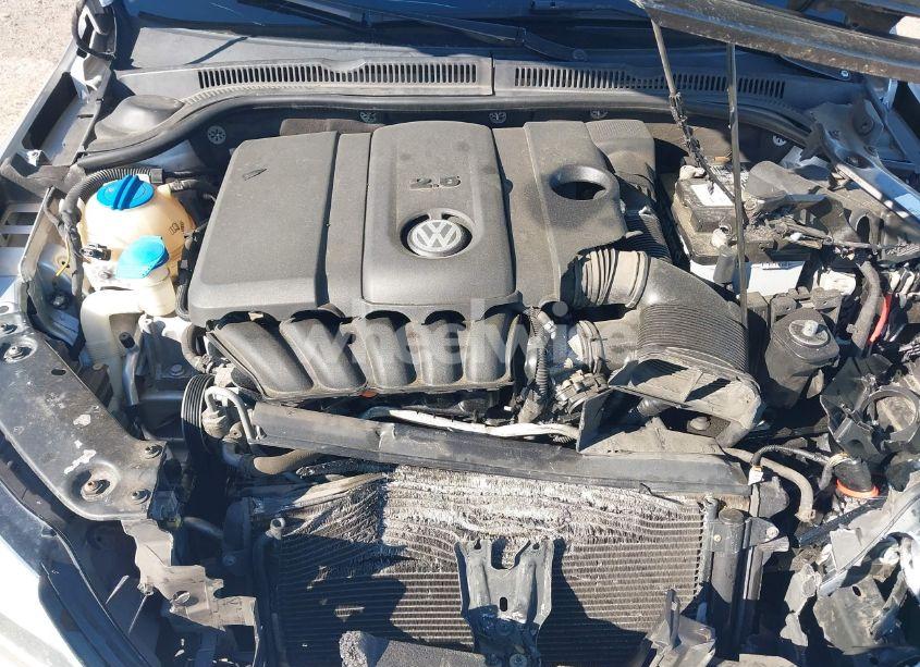 Photo 10 of 2012 Volkswagen Jetta 2.5L SE (VIN 3VWDP7AJ5CM352597)
