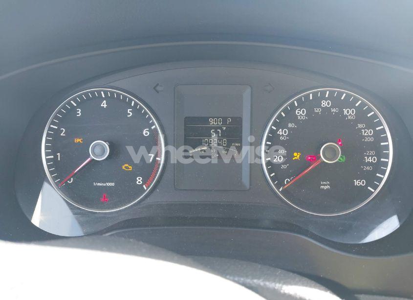 Photo 7 of 2012 Volkswagen Jetta 2.5L SE (VIN 3VWDP7AJ5CM352597)