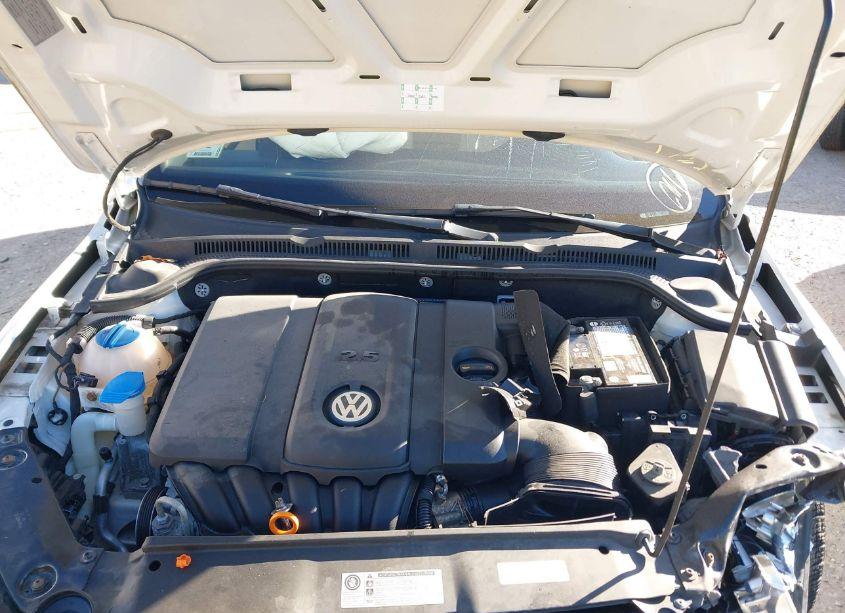 Photo 10 of 2012 Volkswagen Jetta 2.5L SE (VIN 3VWDP7AJ5CM406951)