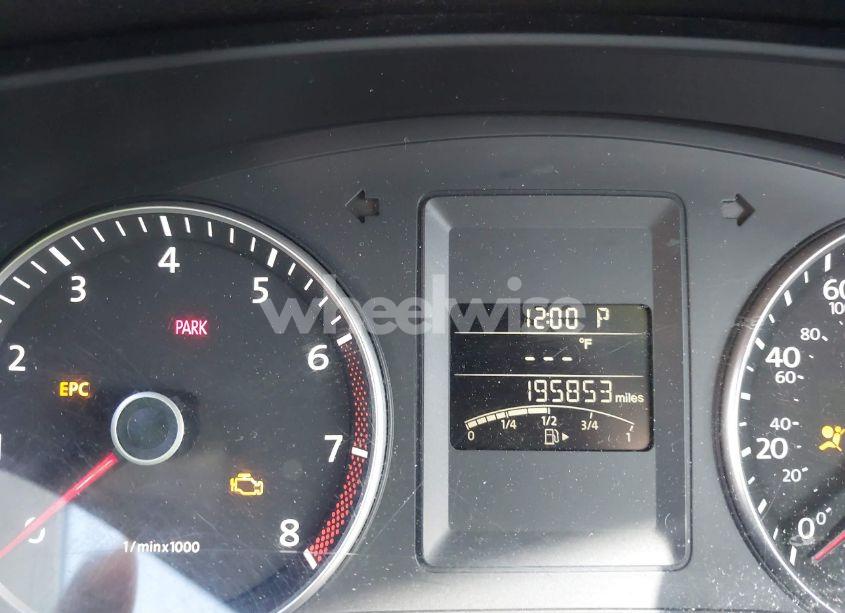 Photo 15 of 2013 Volkswagen Jetta 2.5L SE (VIN 3VWDP7AJ5DM214933)