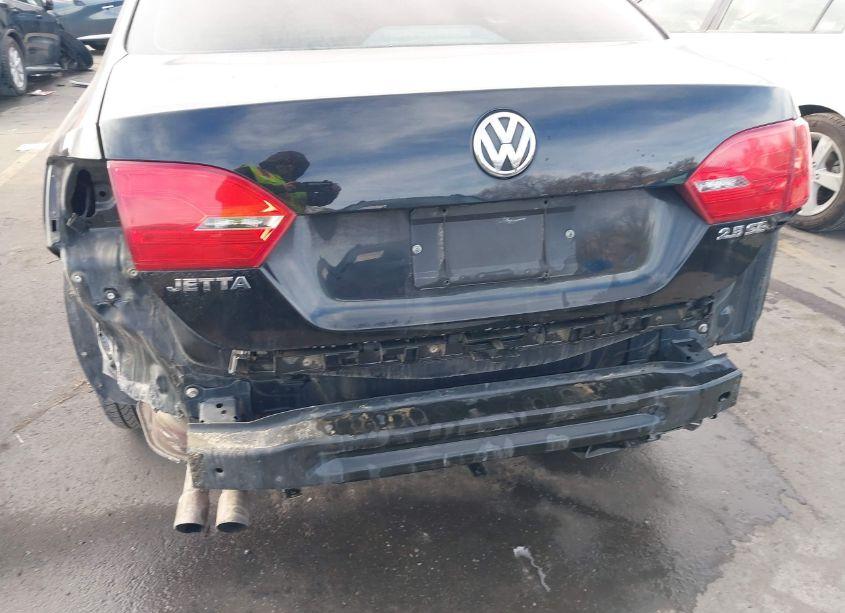 Photo 6 of 2013 Volkswagen Jetta 2.5L SE (VIN 3VWDP7AJ5DM217864)