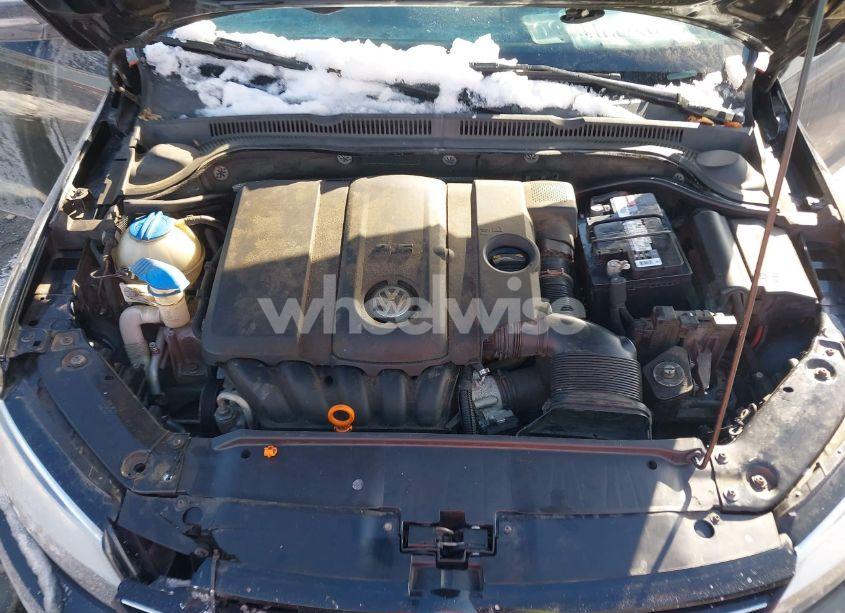 Photo 10 of 2013 Volkswagen Jetta 2.5L SE (VIN 3VWDP7AJ5DM256972)