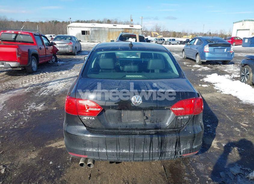 Photo 17 of 2013 Volkswagen Jetta 2.5L SE (VIN 3VWDP7AJ5DM256972)