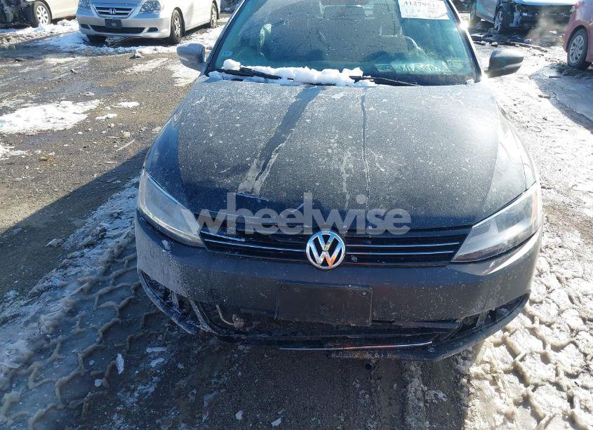 Photo 6 of 2013 Volkswagen Jetta 2.5L SE (VIN 3VWDP7AJ5DM256972)