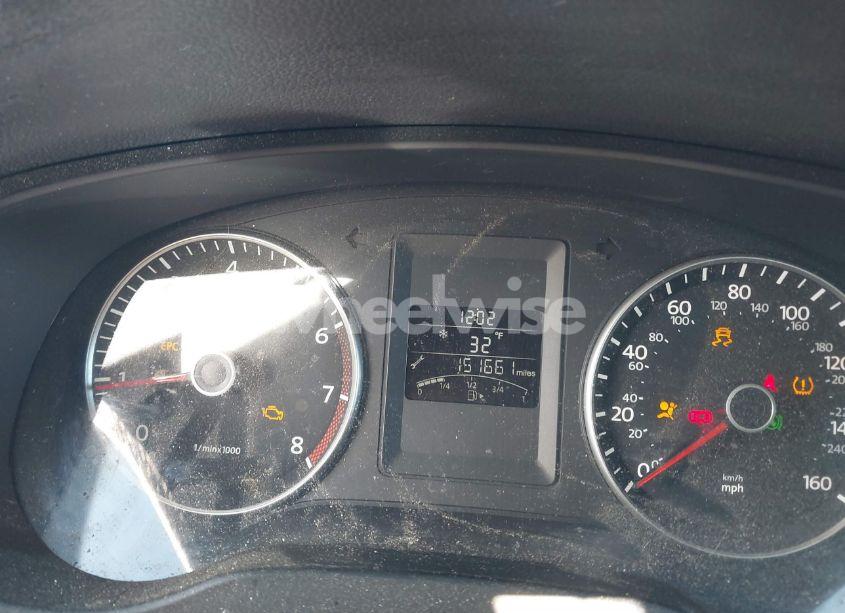 Photo 7 of 2013 Volkswagen Jetta 2.5L SE (VIN 3VWDP7AJ5DM256972)