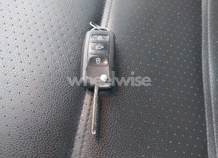 Photo 11 of 2013 Volkswagen Jetta 2.5L SE (VIN 3VWDP7AJ5DM260701)