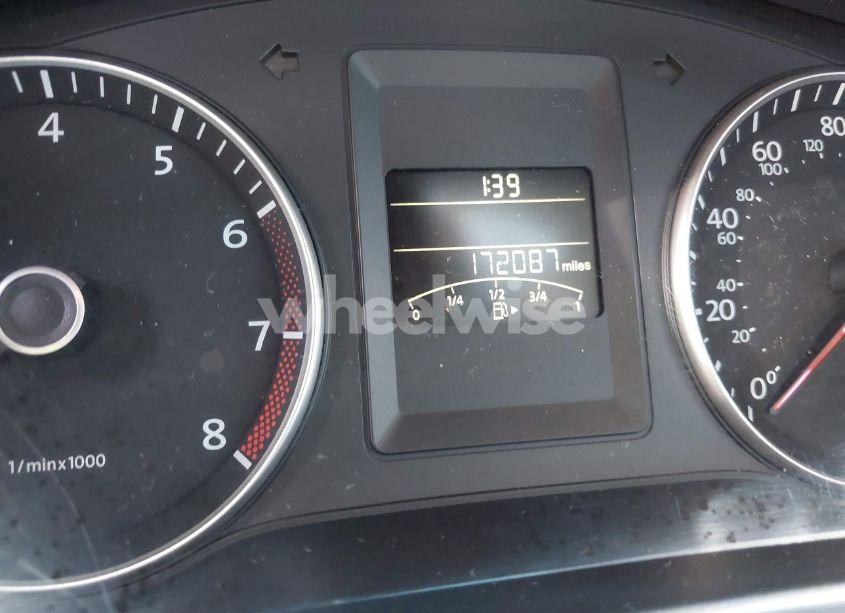 Photo 7 of 2013 Volkswagen Jetta 2.5L SE (VIN 3VWDP7AJ5DM405655)