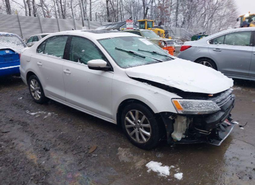 2013 Volkswagen Jetta 2.5L SE (VIN 3VWDP7AJ5DM423251) main photo