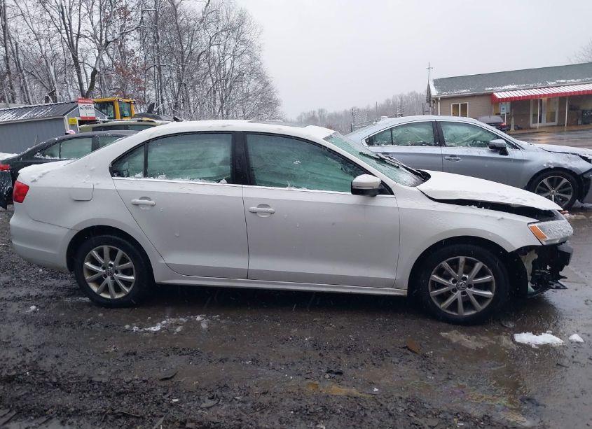 Photo 13 of 2013 Volkswagen Jetta 2.5L SE (VIN 3VWDP7AJ5DM423251)