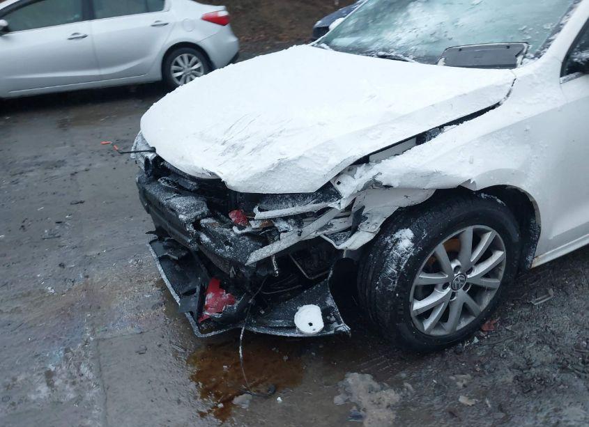 Photo 6 of 2013 Volkswagen Jetta 2.5L SE (VIN 3VWDP7AJ5DM423251)