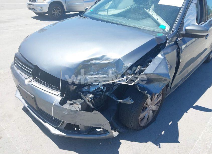 Photo 6 of 2013 Volkswagen Jetta 2.5L SE (VIN 3VWDP7AJ5DM435769)