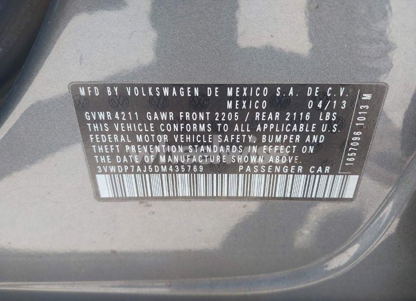 Photo 9 of 2013 Volkswagen Jetta 2.5L SE (VIN 3VWDP7AJ5DM435769)