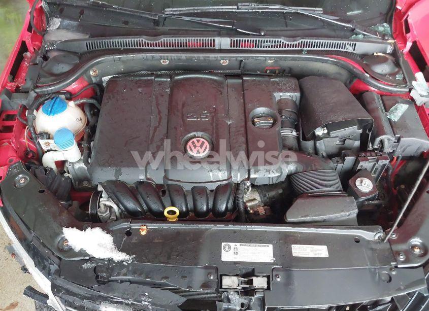 Photo 10 of 2013 Volkswagen Jetta 2.5L SE (VIN 3VWDP7AJ5DM445797)