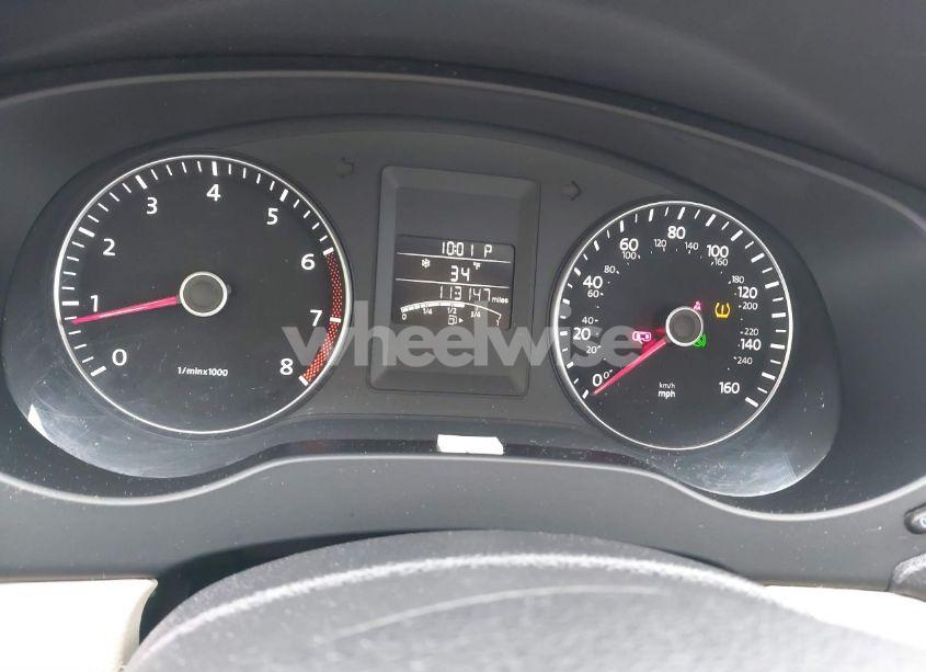 Photo 7 of 2013 Volkswagen Jetta 2.5L SE (VIN 3VWDP7AJ5DM448019)