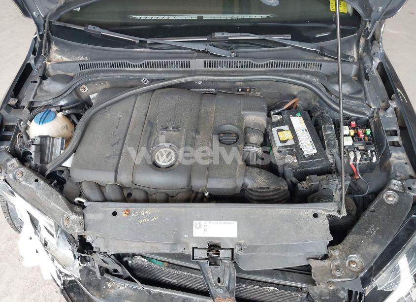 Photo 10 of 2012 Volkswagen Jetta 2.5L SE (VIN 3VWDP7AJ6CM065513)