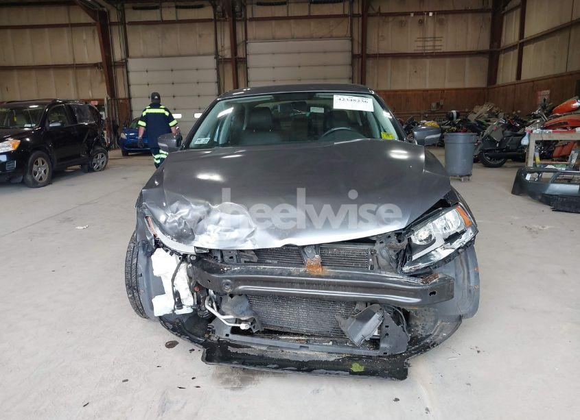 Photo 13 of 2012 Volkswagen Jetta 2.5L SE (VIN 3VWDP7AJ6CM065513)