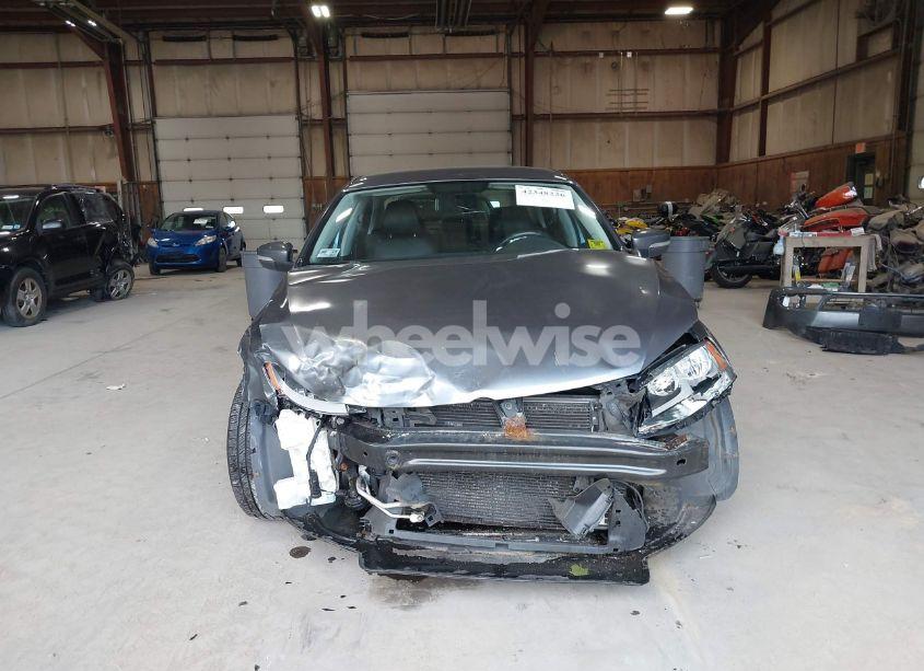 Photo 6 of 2012 Volkswagen Jetta 2.5L SE (VIN 3VWDP7AJ6CM065513)