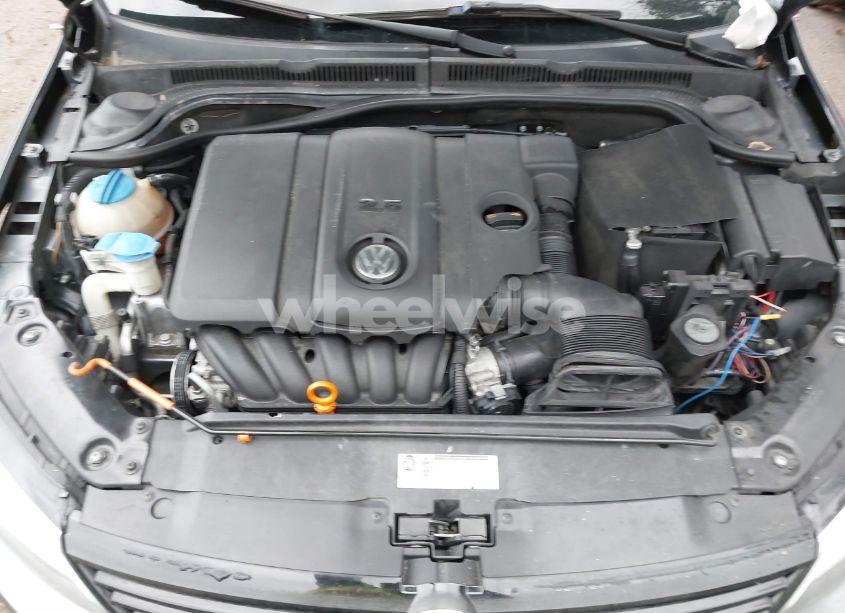 Photo 10 of 2012 Volkswagen Jetta 2.5L SE (VIN 3VWDP7AJ6CM079024)
