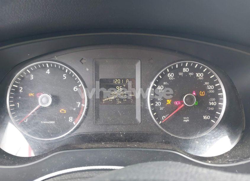 Photo 7 of 2012 Volkswagen Jetta 2.5L SE (VIN 3VWDP7AJ6CM086877)