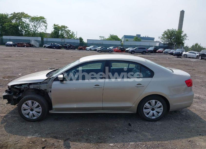 Photo 15 of 2012 Volkswagen Jetta 2.5L SE (VIN 3VWDP7AJ6CM127542)