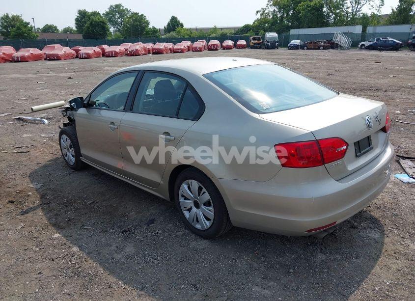 Photo 3 of 2012 Volkswagen Jetta 2.5L SE (VIN 3VWDP7AJ6CM127542)