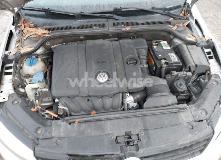 Photo 10 of 2012 Volkswagen Jetta 2.5L SE (VIN 3VWDP7AJ6CM130134)
