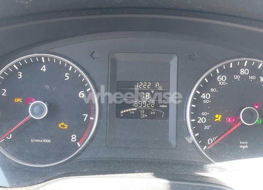 Photo 7 of 2012 Volkswagen Jetta 2.5L SE (VIN 3VWDP7AJ6CM304557)