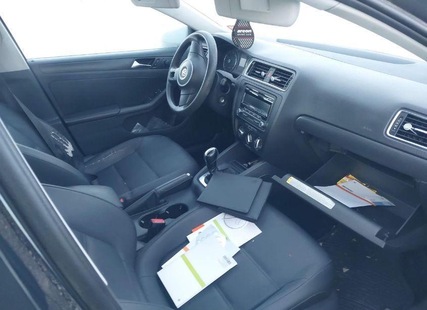 Photo 5 of 2012 Volkswagen Jetta 2.5L SE (VIN 3VWDP7AJ6CM338952)