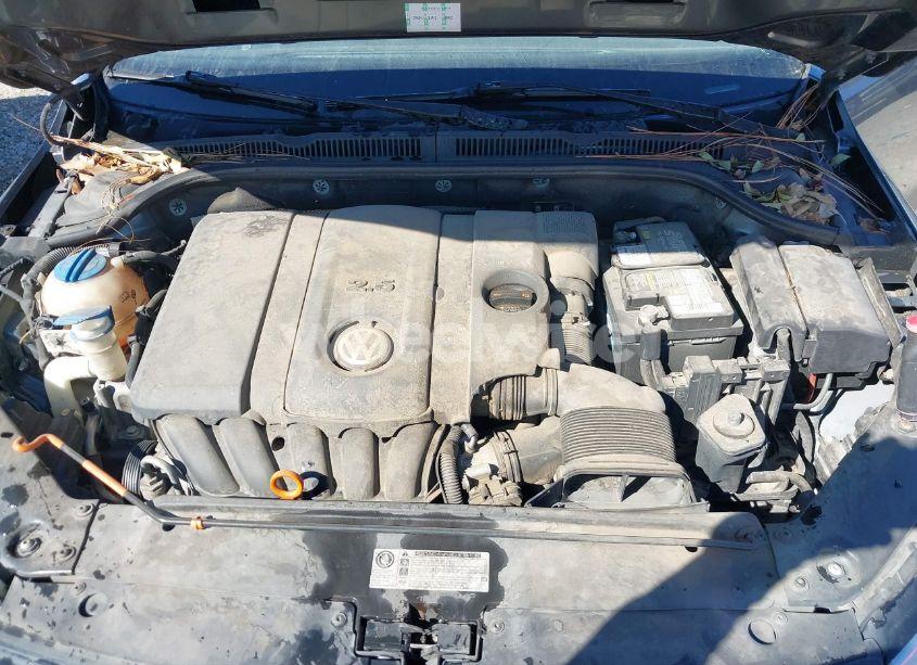 Photo 10 of 2012 Volkswagen Jetta 2.5L SE (VIN 3VWDP7AJ6CM350728)