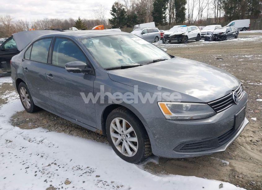 2012 Volkswagen Jetta 2.5L SE (VIN 3VWDP7AJ6CM356433) main photo