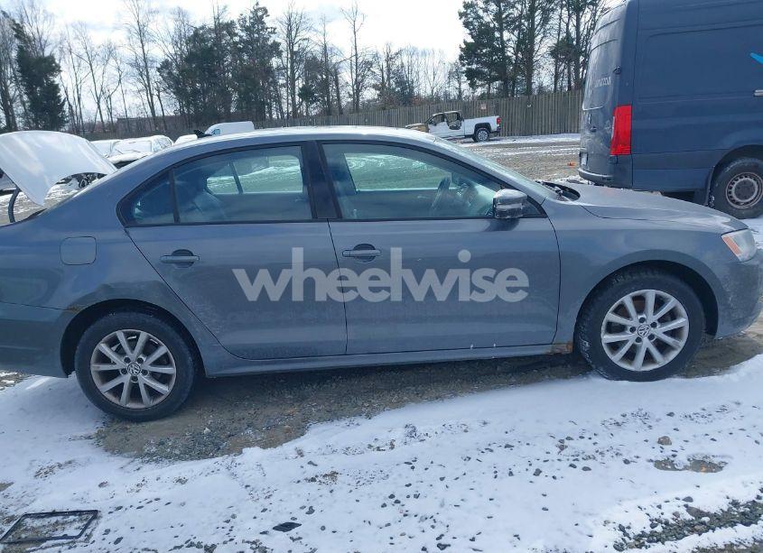 Photo 14 of 2012 Volkswagen Jetta 2.5L SE (VIN 3VWDP7AJ6CM356433)