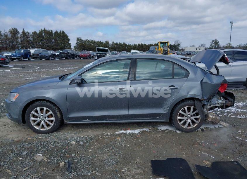 Photo 15 of 2012 Volkswagen Jetta 2.5L SE (VIN 3VWDP7AJ6CM356433)