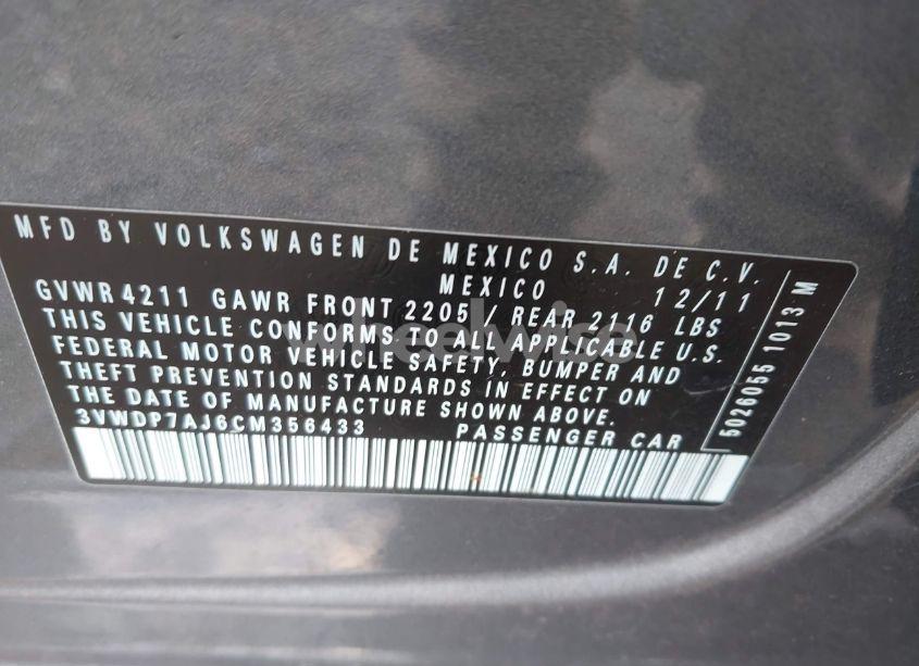 Photo 9 of 2012 Volkswagen Jetta 2.5L SE (VIN 3VWDP7AJ6CM356433)