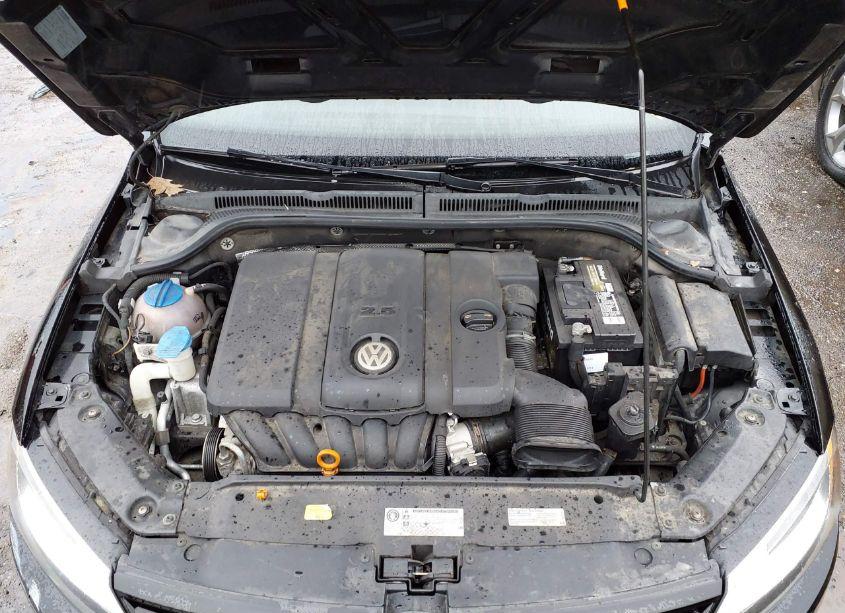 Photo 10 of 2012 Volkswagen Jetta 2.5L SE (VIN 3VWDP7AJ6CM363009)