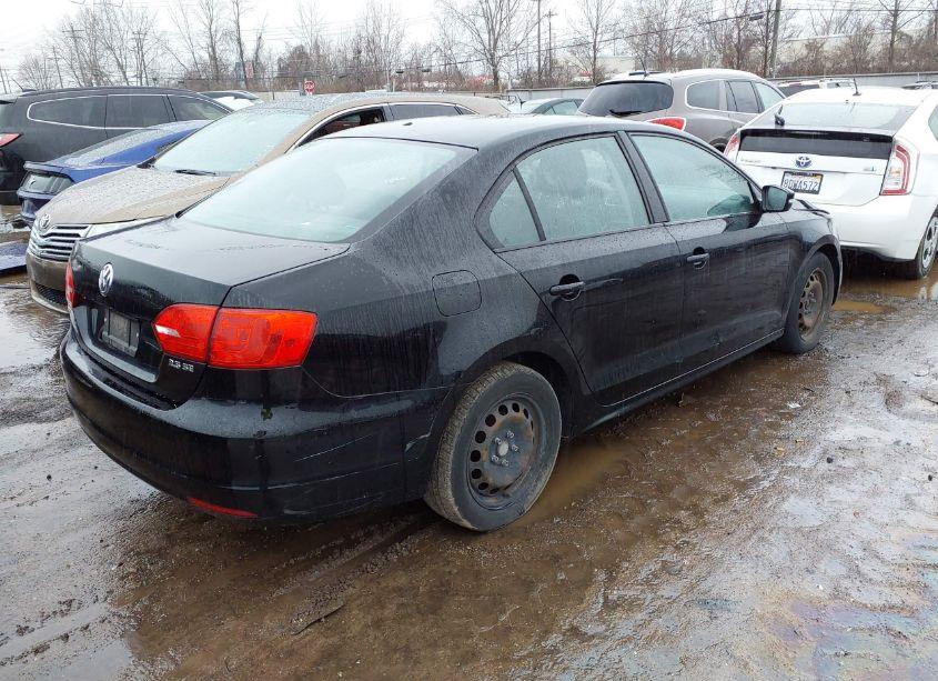 Photo 4 of 2012 Volkswagen Jetta 2.5L SE (VIN 3VWDP7AJ6CM363009)