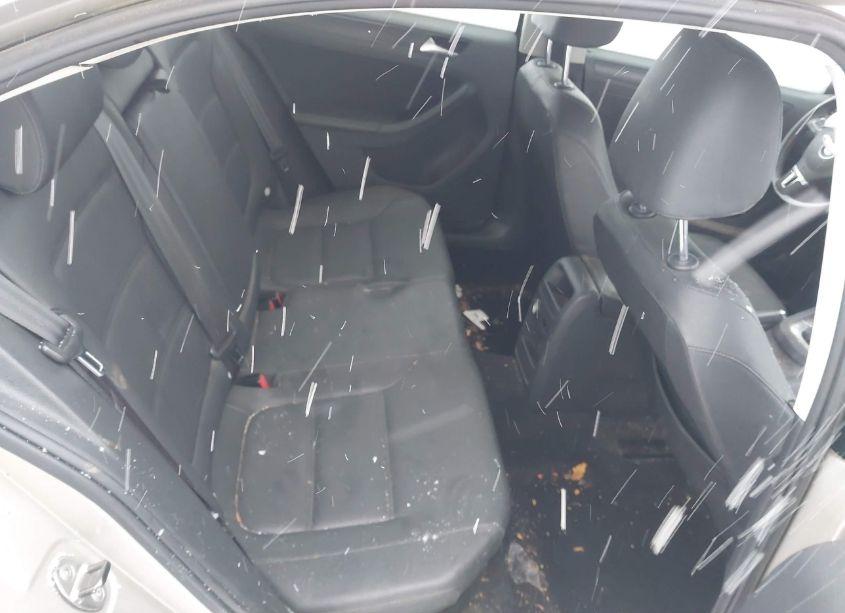 Photo 8 of 2012 Volkswagen Jetta 2.5L SE (VIN 3VWDP7AJ6CM459478)